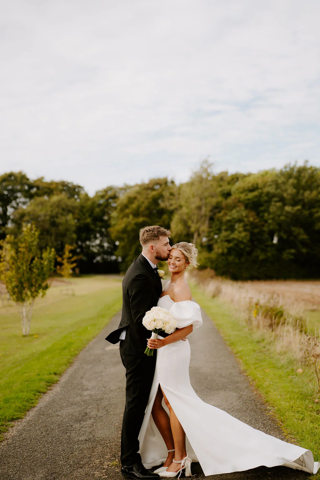 Lapstone Barn Chipping Campden golden hour sunset couple portraits